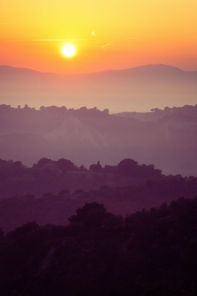 Bild von einem ländlichen Sonnenaufgang